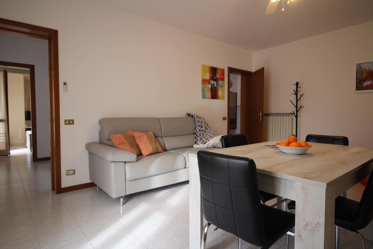 Casa Vacanze Doralice Barzana Buitenkant foto